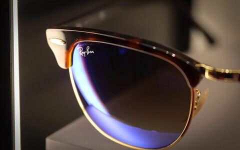 facebook下一款硬件产品是 ray-ban 智能眼镜